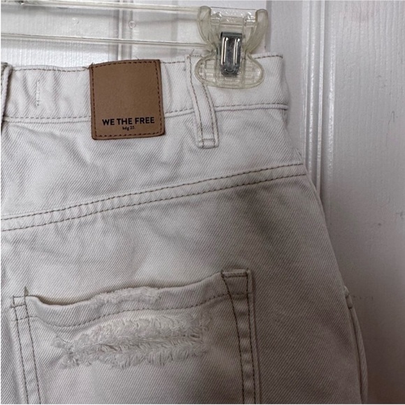 Free People We The Free White Distressed Denim
Button Fly Mini Skirt NWT. - Picture 7 of 14